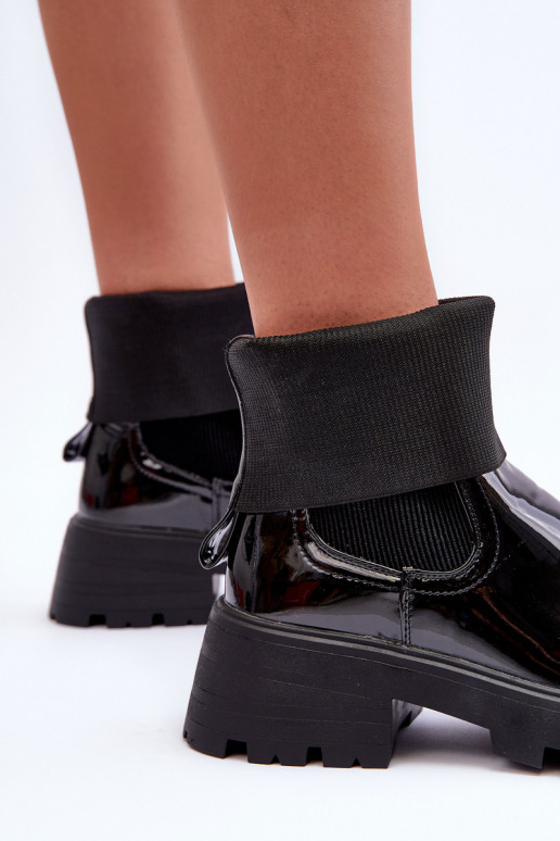 botas elegantes con efecto lacado en color negro Pavo