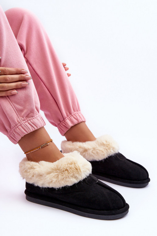 Pantuflas con pelo en color negro Lanoze