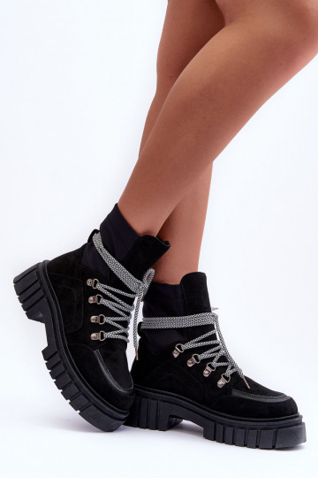 Botas de ante con cordones en color negro Bellota