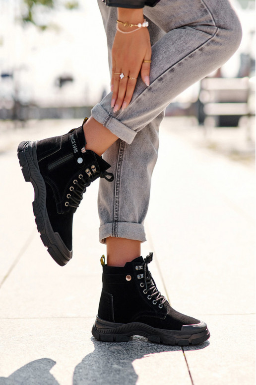 Calentado de ante Botas de mujer en color negro Jailina Calentado de ante Botas de mujer en color negro Jailina