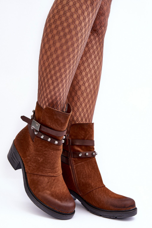 Botas calentadas con tacones en color marrón Effie