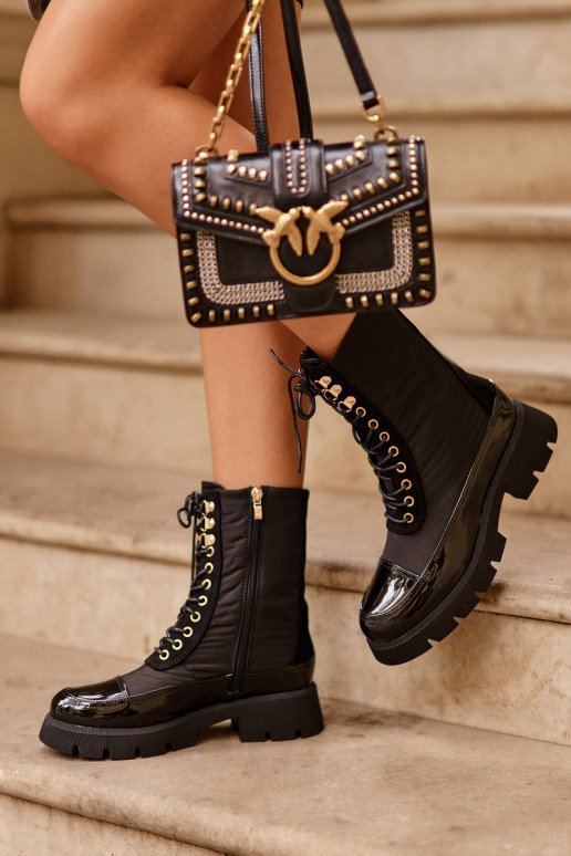 Botas calefactables con tacón ancho en color negro Saranema