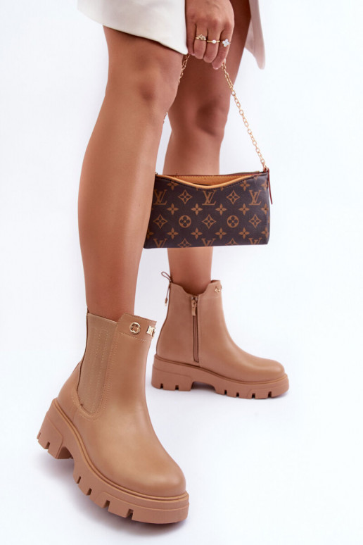 Botas de mujer de piel natural con bonitos detalles beige Lobb Botas de mujer de piel natural con bonitos detalles beige Lobb