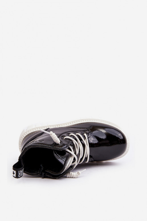 Botas calentadas con efecto barniz para niños Big Star MM374147 color negro