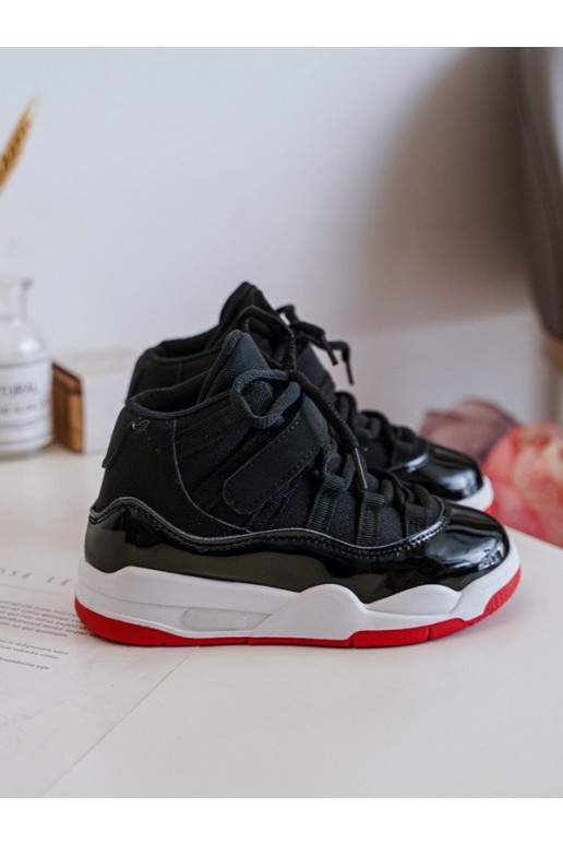 Deportivas infantiles con cordones Negra y roja Darina