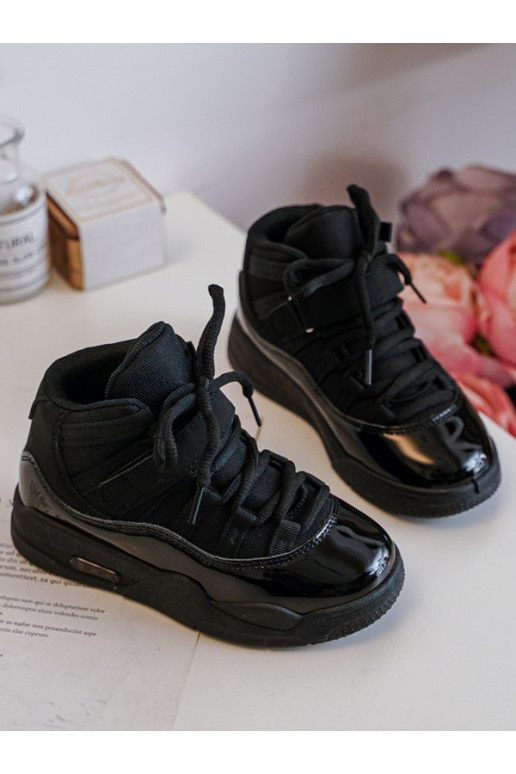 Deportivas infantiles con cordones en color negro Darina