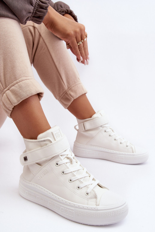 Zapatos de ocio calentados con plataforma Big Star color blanco MM274006