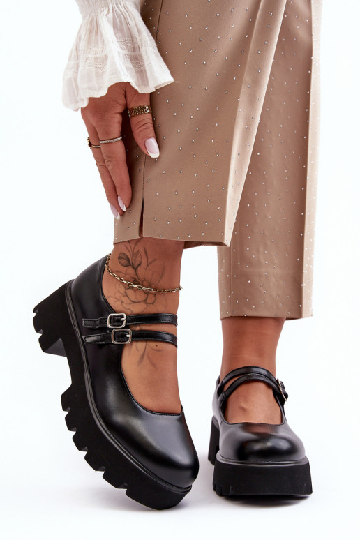 Zapatos tacón bajo Saviwa negros