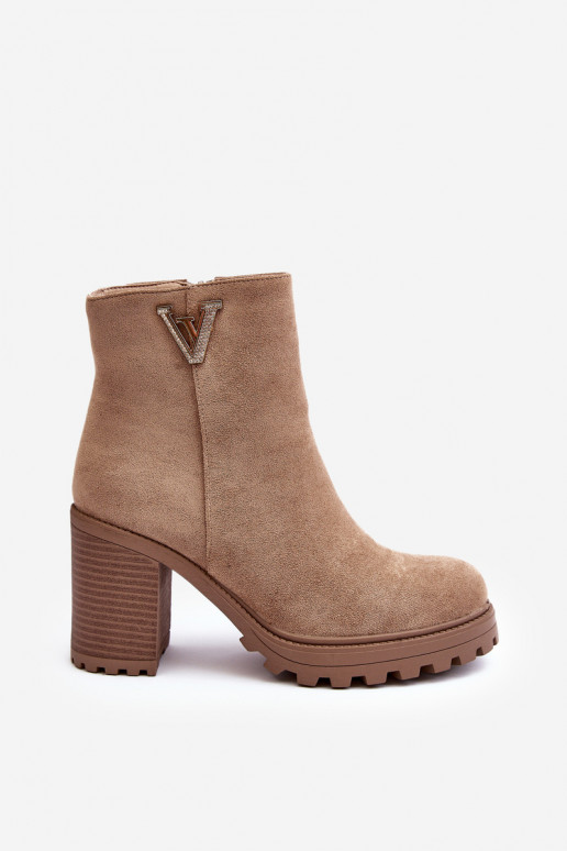 Botines de ante con adornos beige Strong