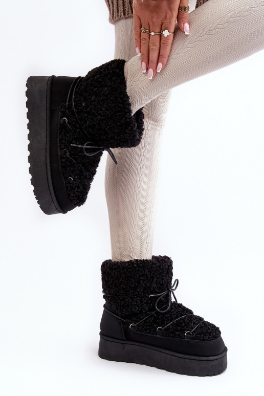 Botas de invierno con cordones y suela maciza en color negro Loso