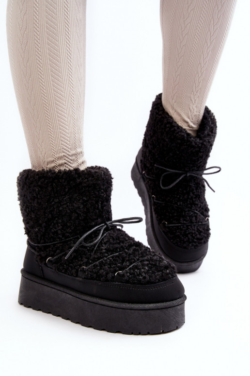 Botas de invierno con cordones y suela maciza en color negro Loso