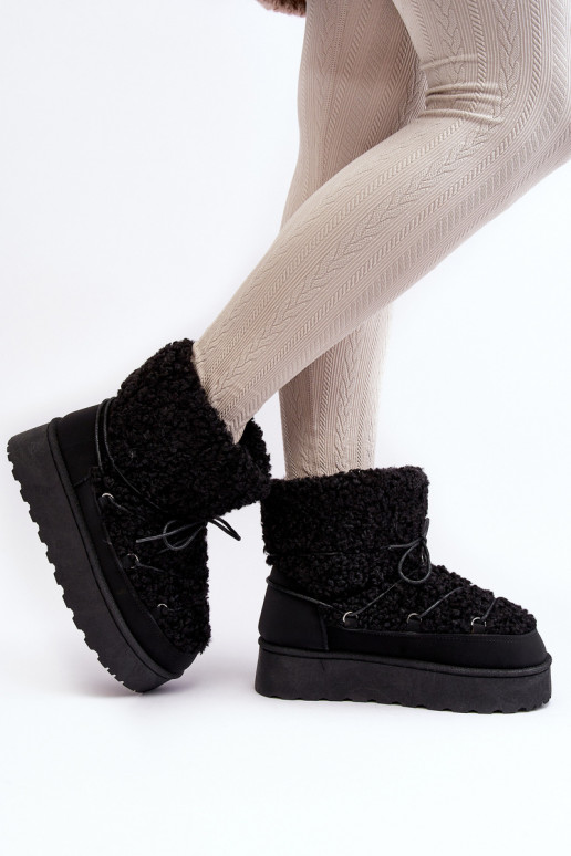 Botas de invierno con cordones y suela maciza en color negro Loso
