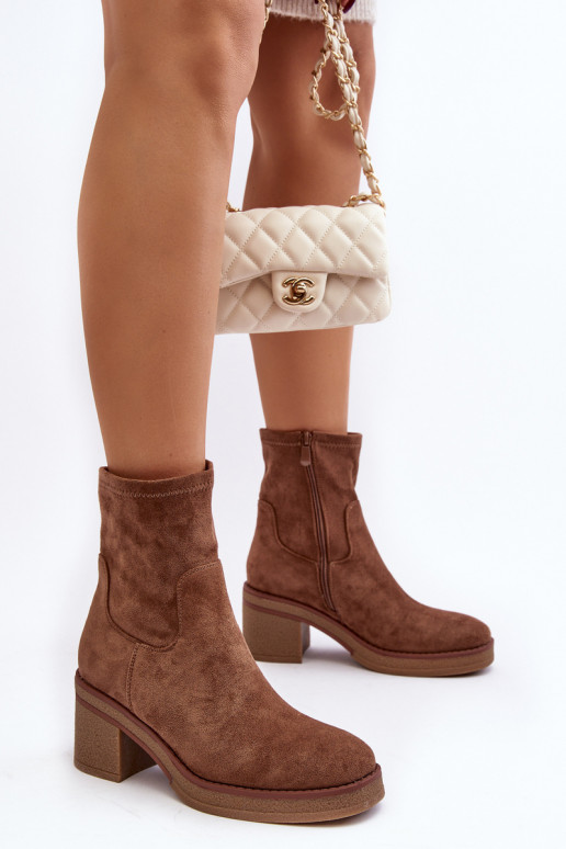 Botas con tacón alto color marrón Argastis Botas con tacón alto color marrón Argastis