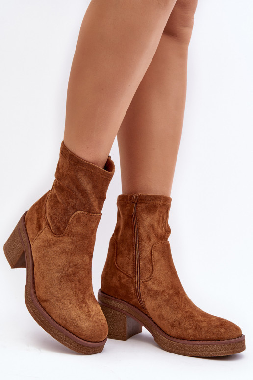 Botas con tacón alto color marrón Argastis