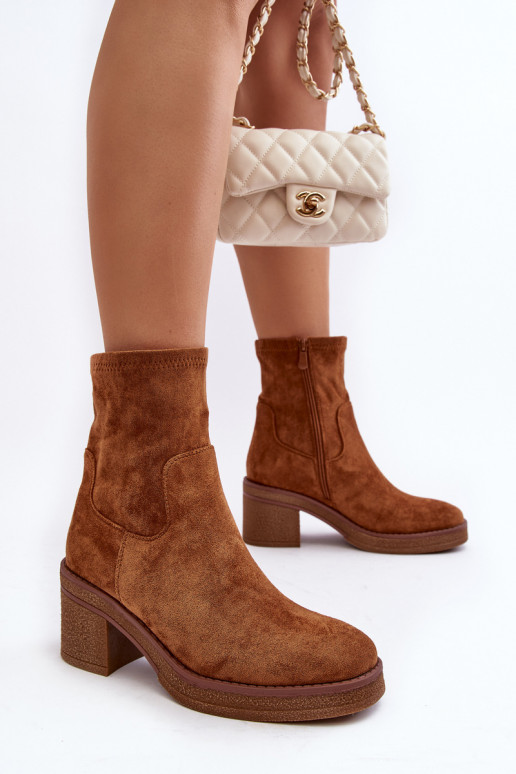 Botas con tacón alto color marrón Argastis