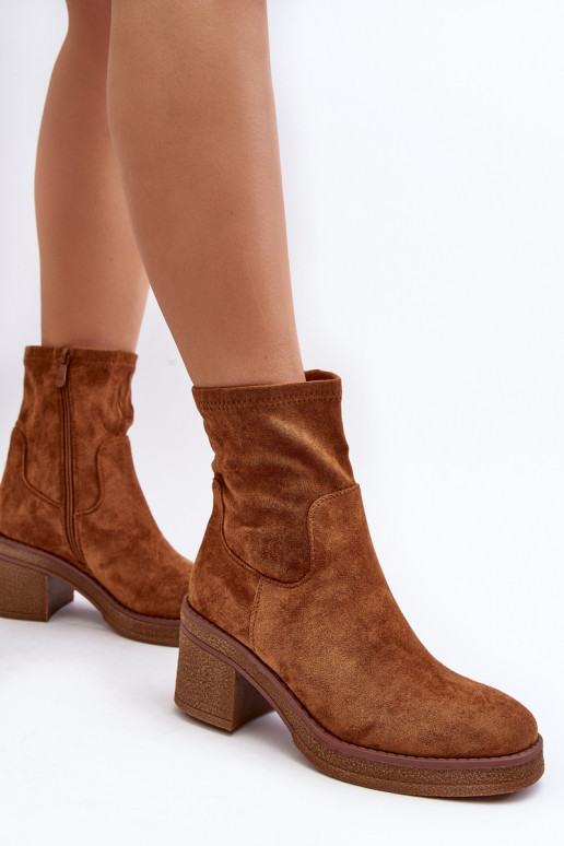 Botas con tacón alto color marrón Argastis