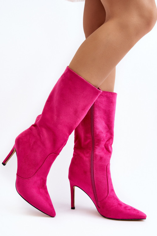 botas largas con tacón fino en color rosa Odetteia