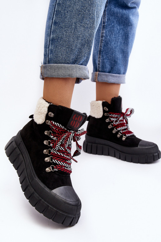botas calentadas con suela maciza en color negro Ralotta