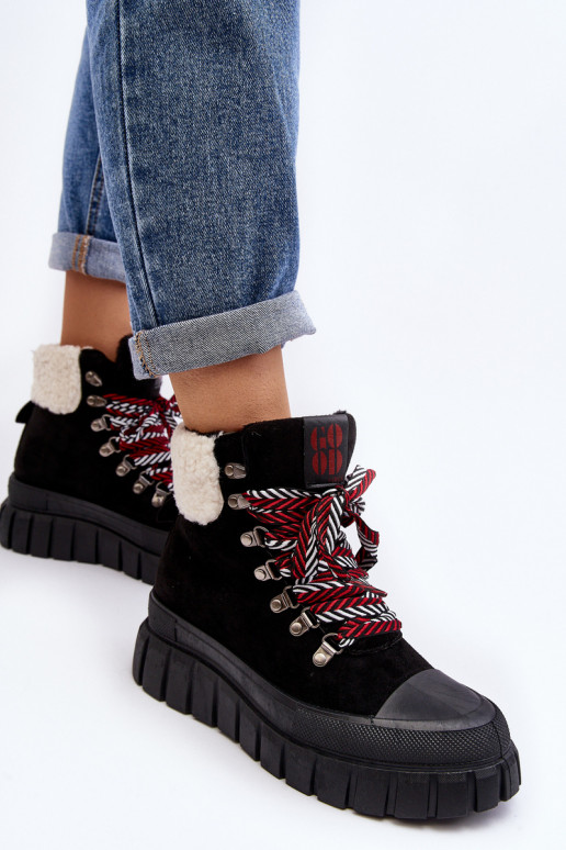 botas calentadas con suela maciza en color negro Ralotta botas calentadas con suela maciza en color negro Ralotta