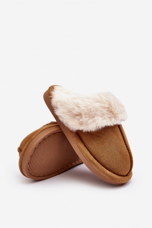Zapatillas infantiles con pelo en color marrón Befana