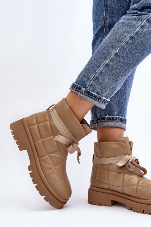 Botas con estampados acolchados en color caqui Bizzanti