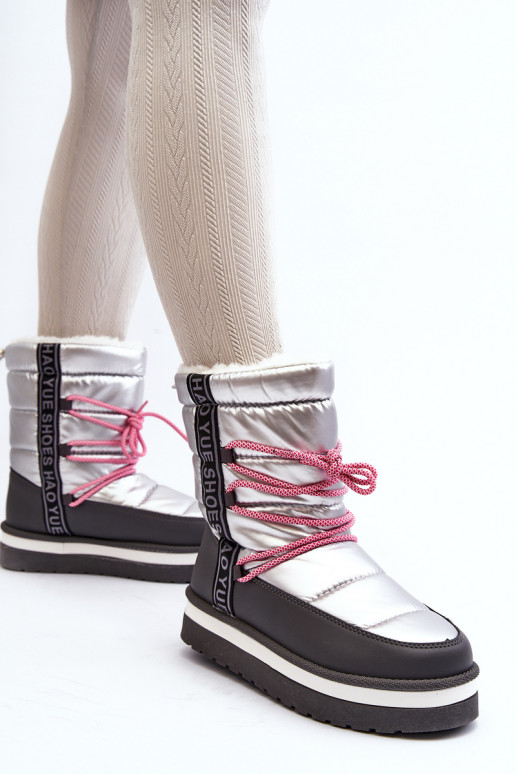 botas de nieve con detalles elegantes en plateado Lilara