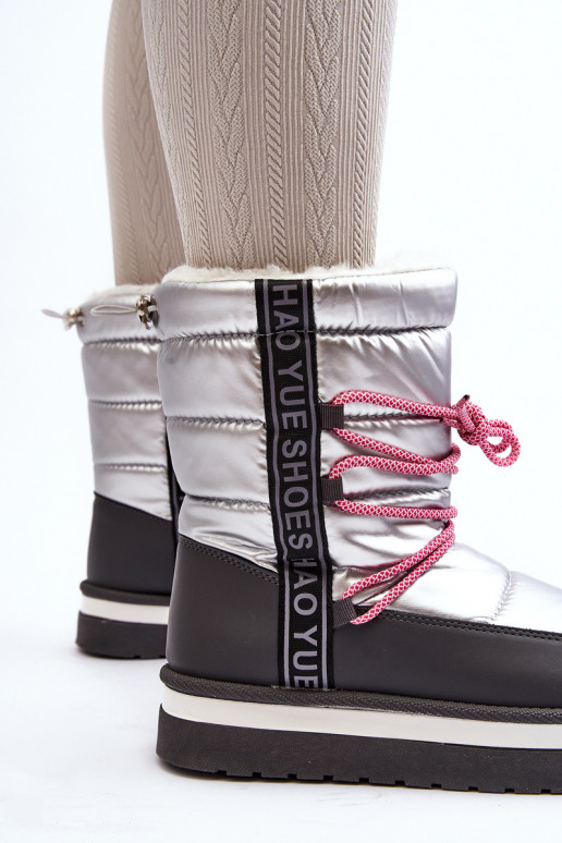 botas de nieve con detalles elegantes en plateado Lilara