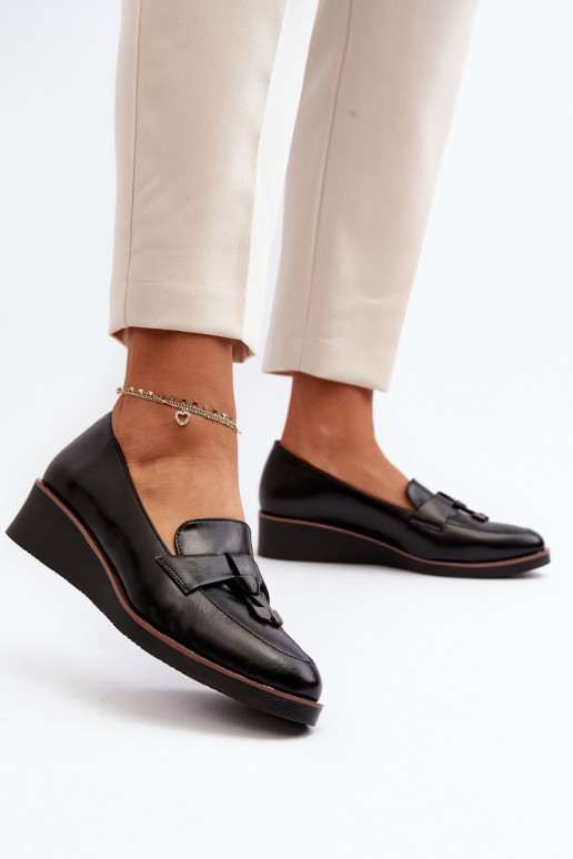 Zapatos con adornos en color negro Miliret.