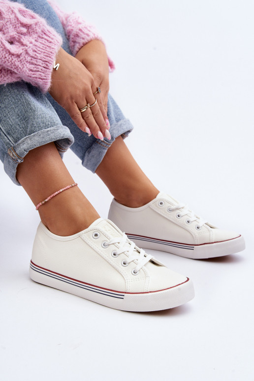 Zapatos de mujer fabricados en ecopiel en color blanco Lirean