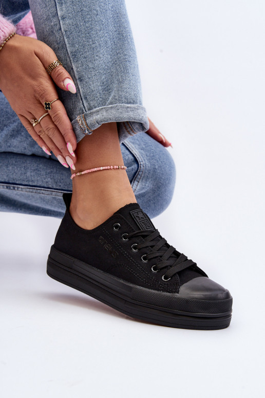 Zapatillas de tela en color negro Staneva