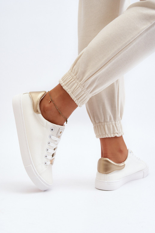 Zapatos de ocio fabricados en ecopiel en color blanco Tiraelle