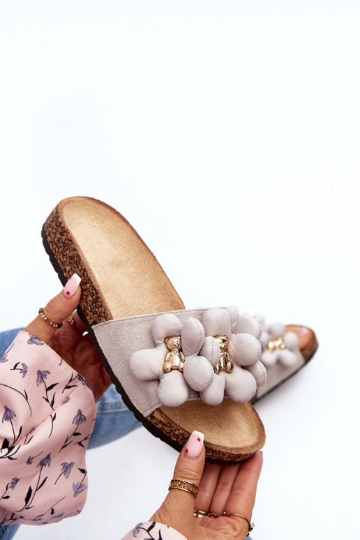 Pantuflas de mujer con bonitos detalles en color gris Bunlia