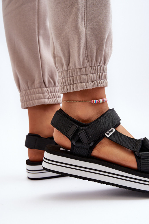 Sandalias de mujer con plataforma Lee Cooper LCW-24-05-2753 color negro