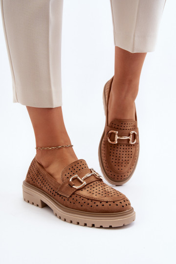 Mocasines de mujer calados con adornos en color marrón Talesse