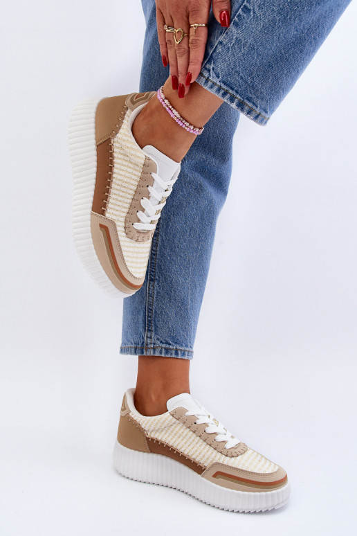 Zapatillas modelo zapatos con plataforma beige Redala