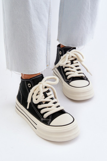 Zapatos casual con plataforma en color negro Aineri