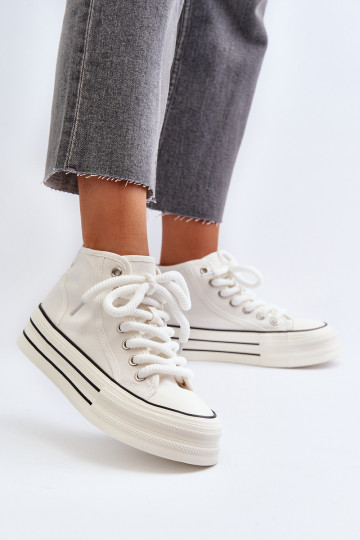 Zapatos casual con plataforma en color blanco Aineri