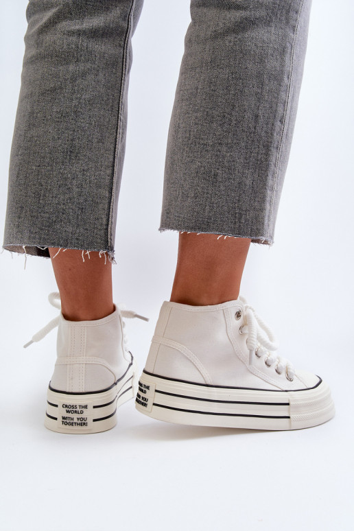 Zapatos casual con plataforma en color blanco Aineri