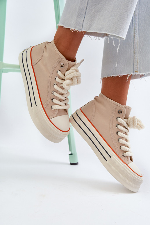 Zapatos casual con plataforma beige Aineri