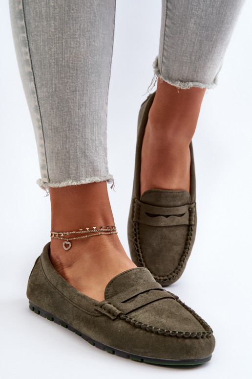 Mocasines de mujer modelo clásico confeccionados en ante color caqui Glimris