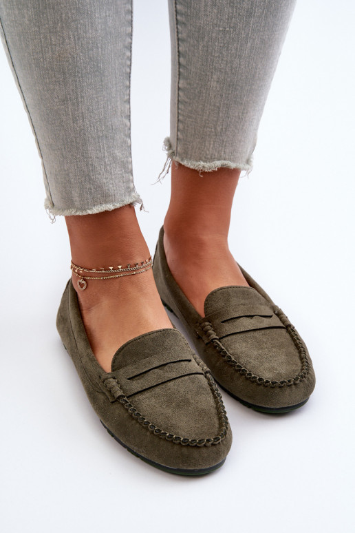 Mocasines de mujer modelo clásico confeccionados en ante color caqui Glimris