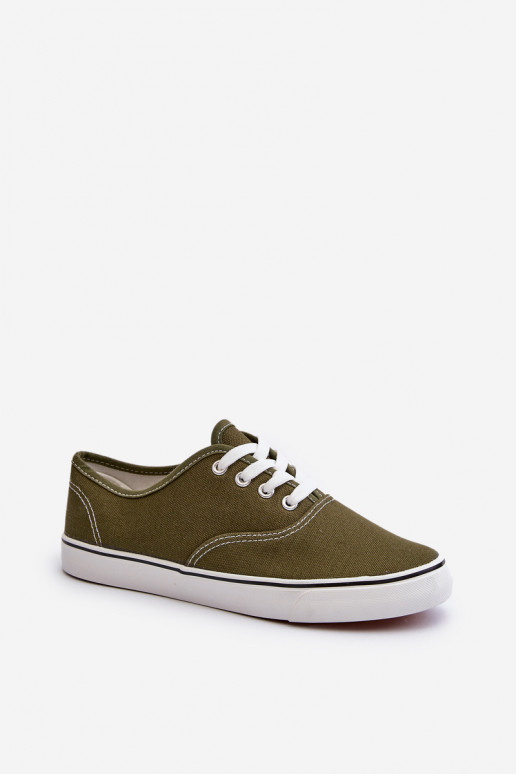 Zapatillas Deportivas modelo clásico en color caqui Olvali