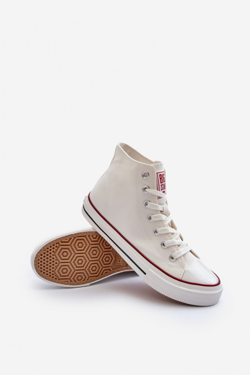 Zapatos casual con suela Big Star NN174104 color blanco.