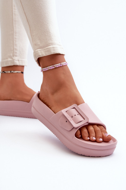 Sandalias ligeras con plataforma y hebillas en rosa Big Star NN274A663