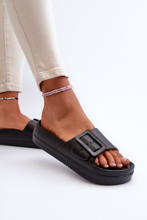 Chanclas ligeras con plataforma hebilla Big Star NN274A662 negro