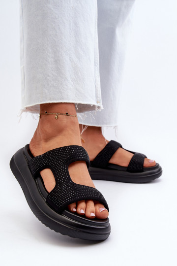 Chanclas de mujer decoradas con plataforma en color negro Jestella
