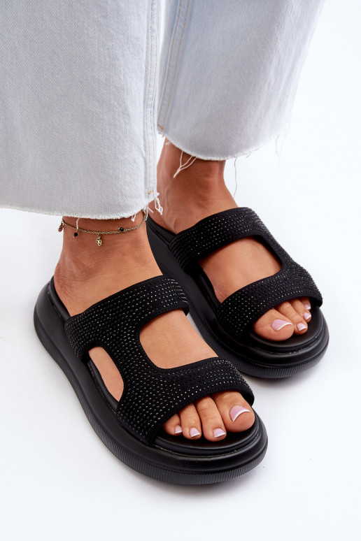 Chanclas de mujer decoradas con plataforma en color negro Jestella