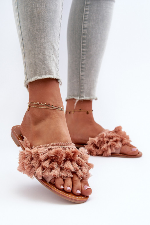Pies planos Pantuflas de mujer con flecos en color rosa Rialle