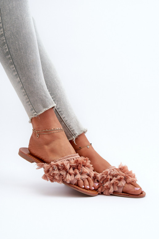 Pies planos Pantuflas de mujer con flecos en color rosa Rialle