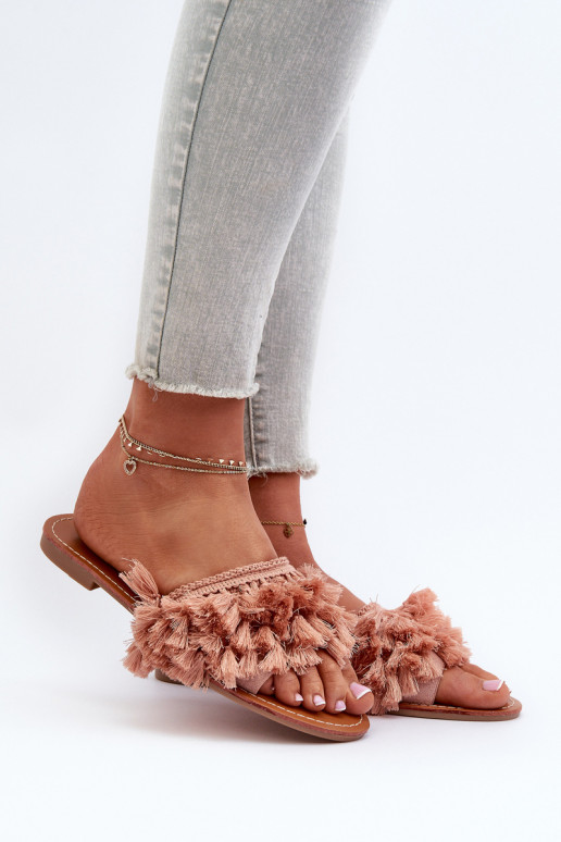 Pies planos Pantuflas de mujer con flecos en color rosa Rialle